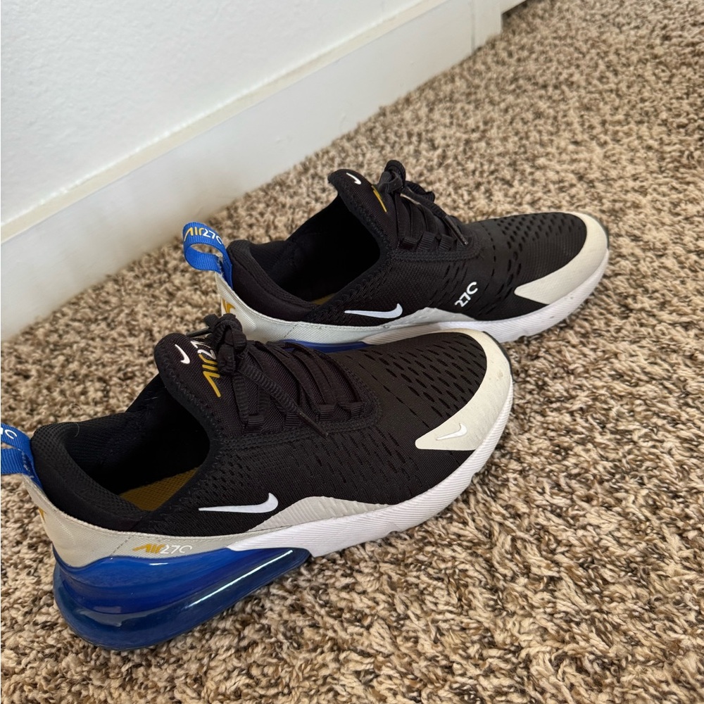 Nike air 270